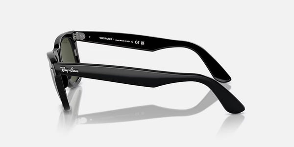Ray-Ban® Original Wayfarer Classic™ Sunglasses - Polished Black Frane/G-15 Green Lenses