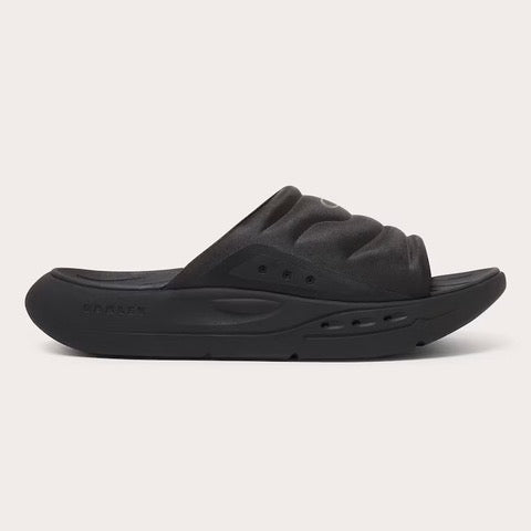 Oakley® Studio Slide - Blackout