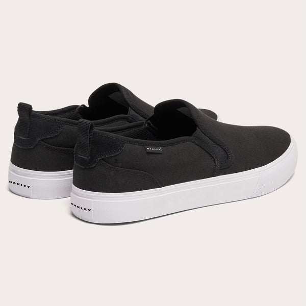 Oakley Men's Banks Slip-On Canvas Shoe - Blackout